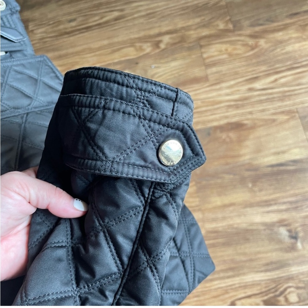 Burberry Black Quilted Hooded Jacket - Picture 8 of 15
